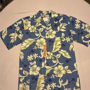 Hilo Hattie Blue Hawaiian Shirt with Yellow & White Floral Print